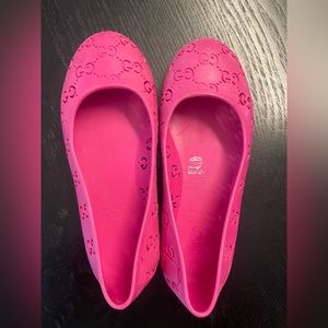 Authentic Gucci rubber jelly shoes.